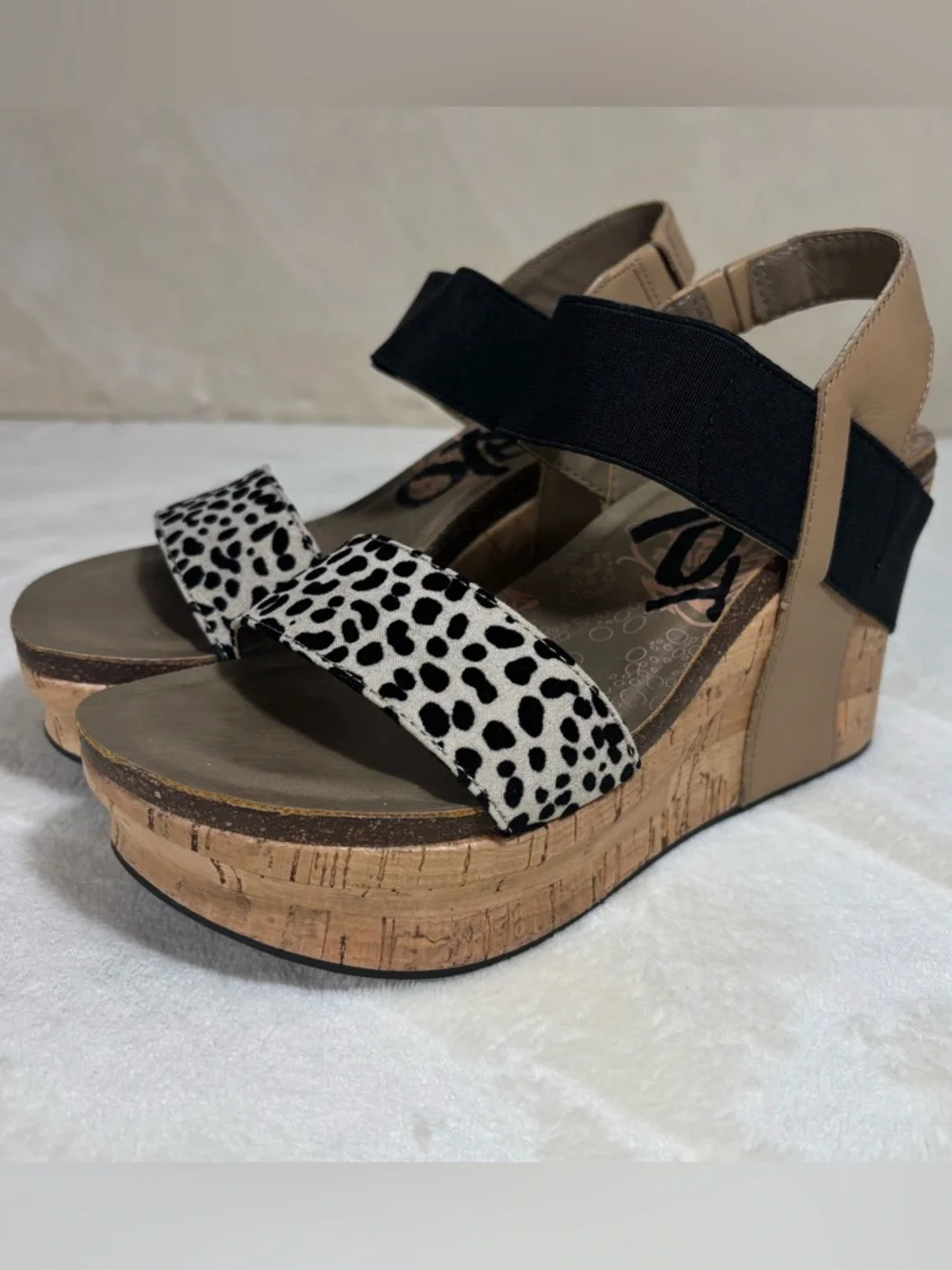 OTBT Bushnell Wedge Sandals with Black Elastic and Leopard Animal Print Size 7